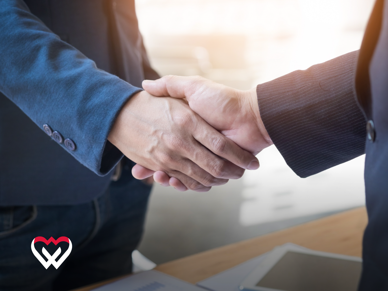 Banner Auto by Central MotorsStretta di mano per l’acquisto di auto usate affidabili, di qualità e convenienti da Autowww Torino